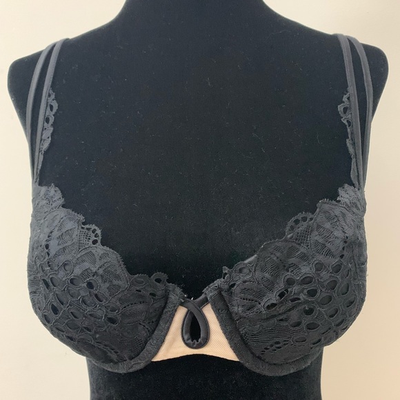 Victoria’s Secret Very Sexy Lined Demi Black Bra - Picture 2 of 8
